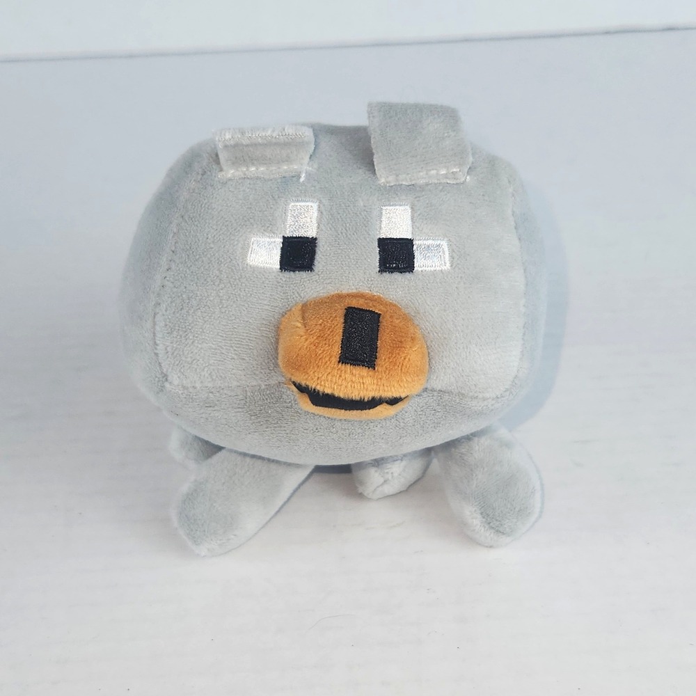Minecraft Wolf Plush Tamed Dog Gray Red Collar Mojang Jazwares 2023 Stuffed Toy